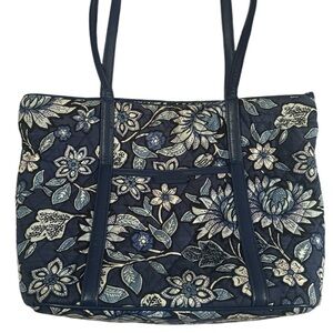 Vera Bradley Tote